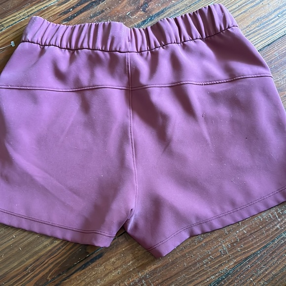 Lululemon running shorts size 6 XS - Picture 4 of 5